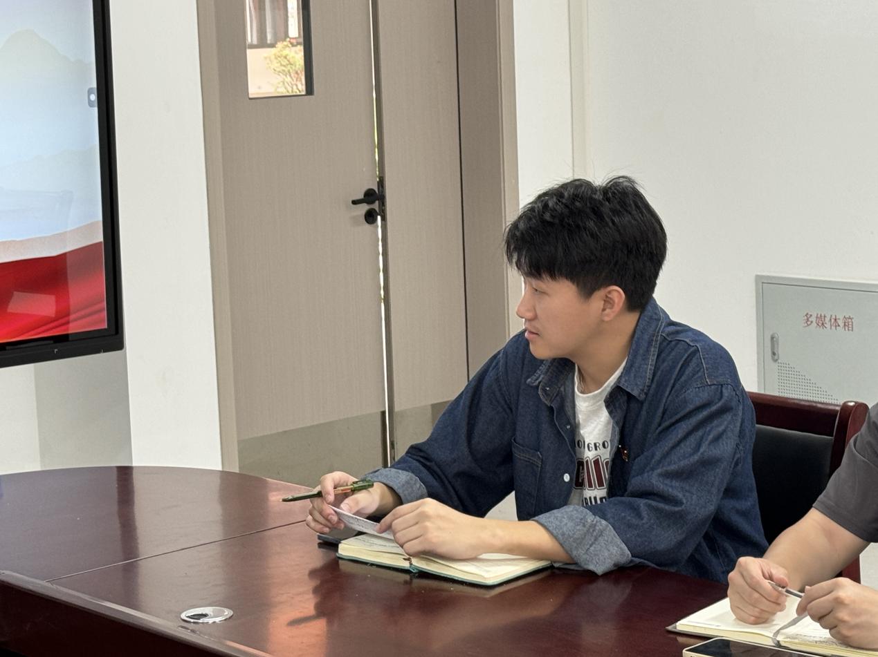 e9ee4cb21b8d8943bd05bd4273d1c114