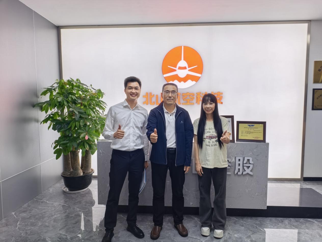 4c8f912d0112b776464810136d2b3737