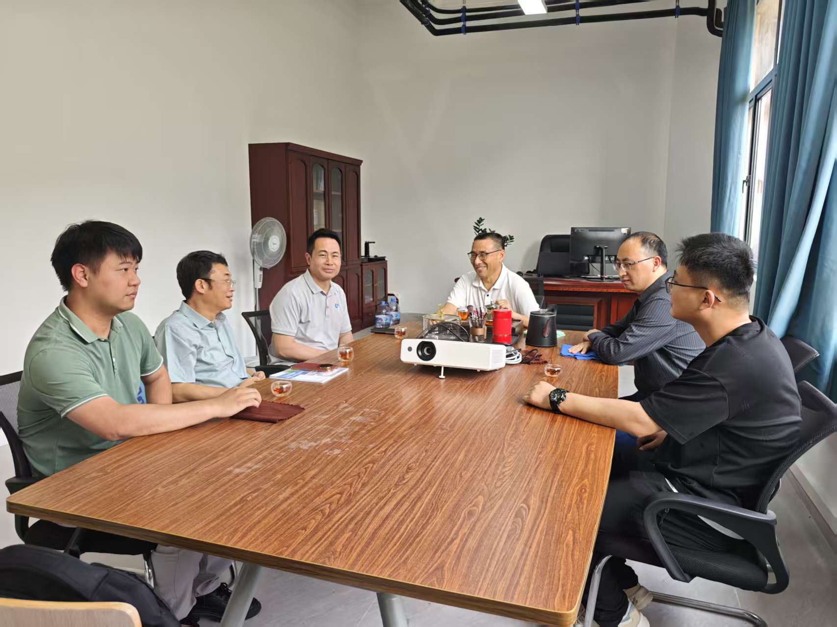 6e9b5237e7845f3ebb1a2b3713d94531