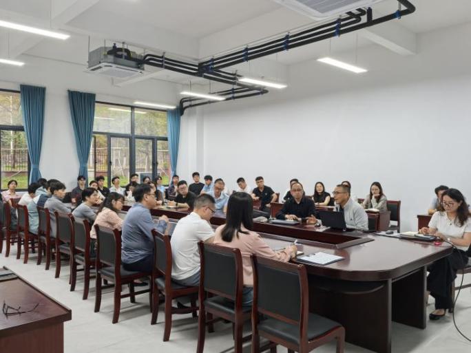 18be865915ee71651943cd5cfeebc9f3